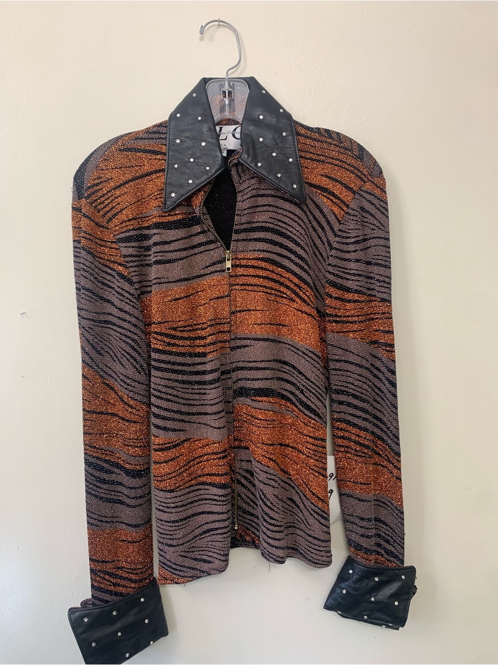 Men's Metallic Stripe Zip-Front Shirt with Studded Collar - Orange/Gray